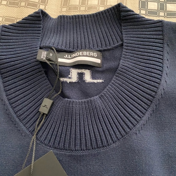 J.Lindeberg Sweater. - Picture 1 of 3